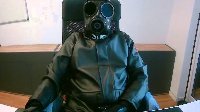 rubber_bln live cam on Cam4
