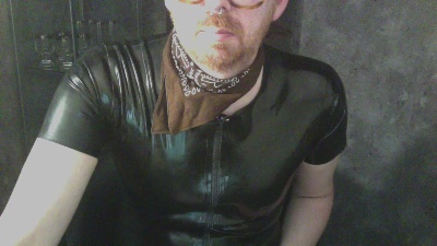rubberboy79 live cam on Cam4