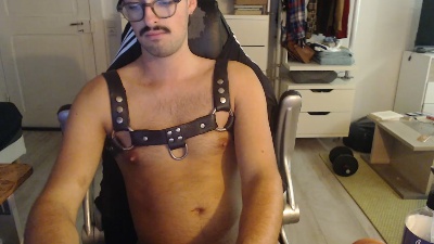rubberjoke live cam on Cam4