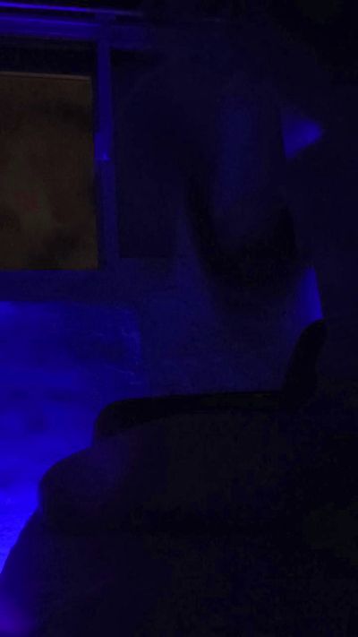 ruben2415 live cam on Cam4