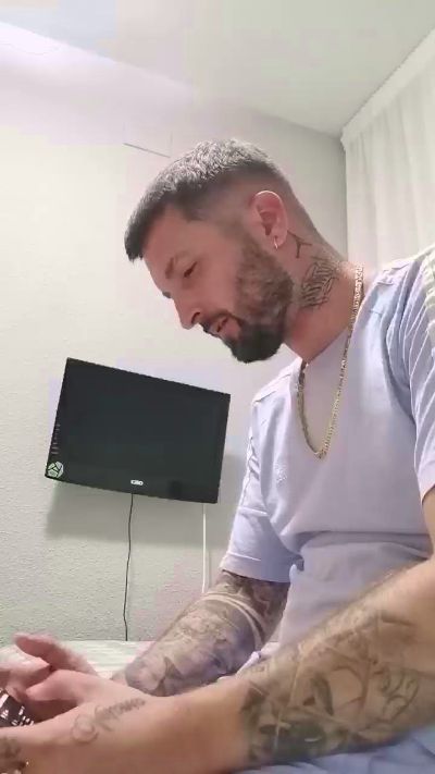 rubiorubiorubi1 live cam on Cam4