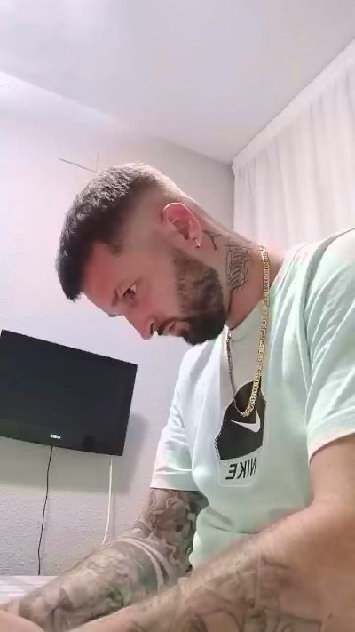 rubiorubiorubi1 live cam on Cam4