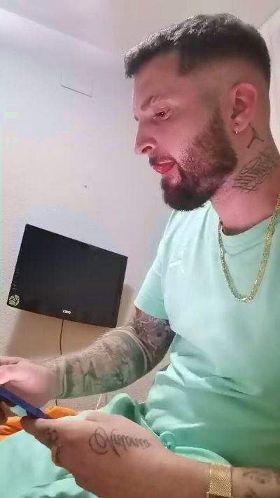 rubiorubiorubi1 live cam on Cam4