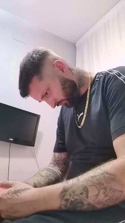 rubiorubiorubi1 live cam on Cam4