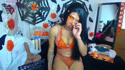 ruby_ofarell21 live cam on Cam4