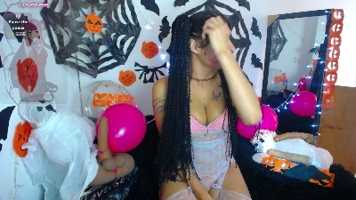 ruby_ofarell21 live cam on Cam4