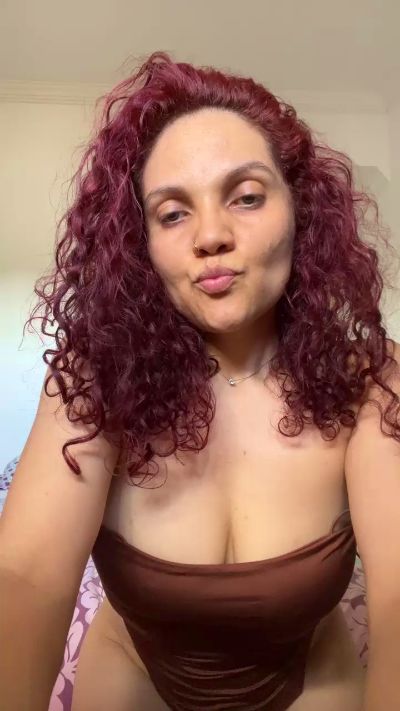 ruivabrasileira live cam on Cam4