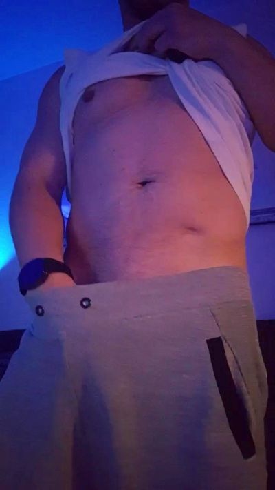 runtothesun live cam on Cam4