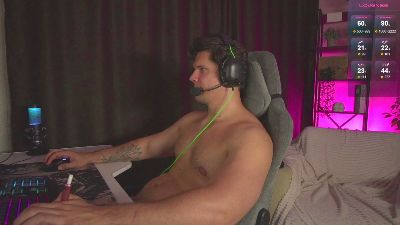 rus_adventure7 live cam on Cam4