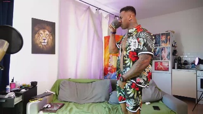 rusbestpaul live cam on Cam4