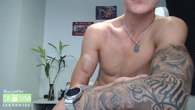rustynf1tz live cam on Cam4