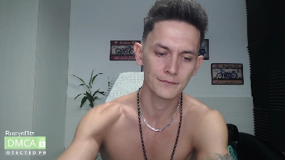 rustynf1tz live cam on Cam4
