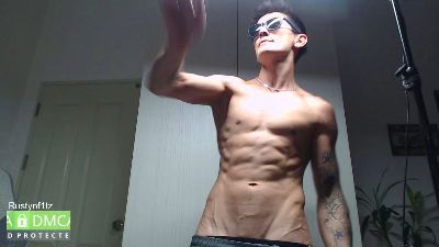rustynf1tz live cam on Cam4
