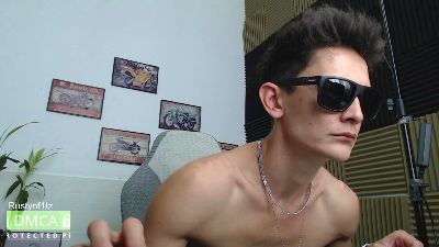 rustynf1tz live cam on Cam4