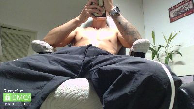 rustynf1tz live cam on Cam4