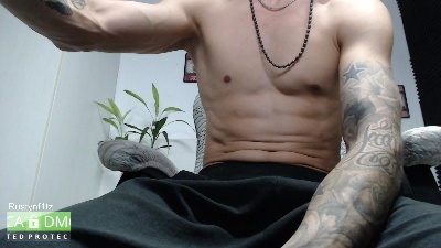 rustynf1tz live cam on Cam4
