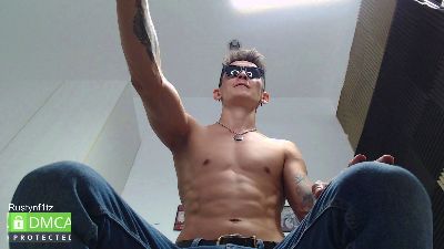 rustynf1tz live cam on Cam4