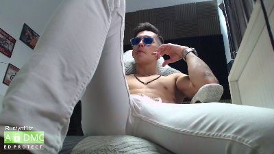 rustynf1tz live cam on Cam4