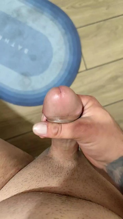 ryan23_hot live cam on Cam4