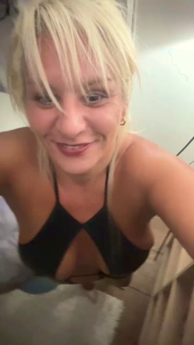 sab31 live cam on Cam4