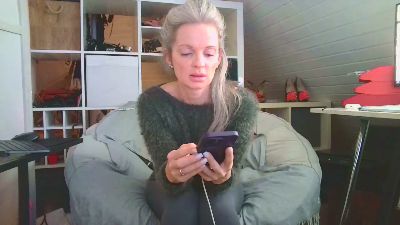 sabdeluxe live cam on Cam4