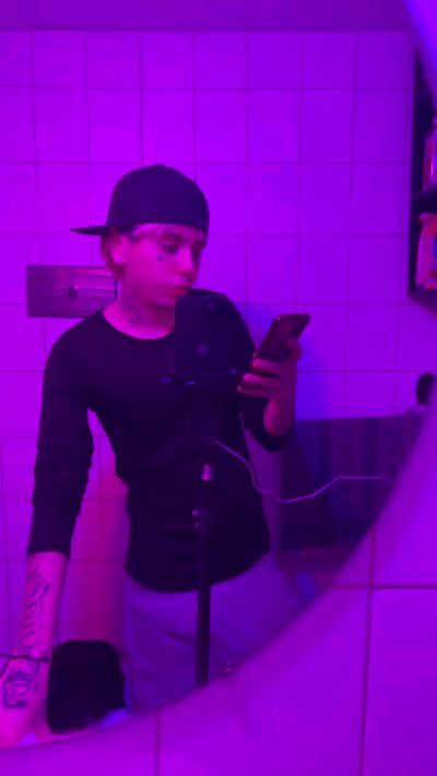 sableye22 live cam on Cam4