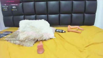sabrina_med live cam on Cam4