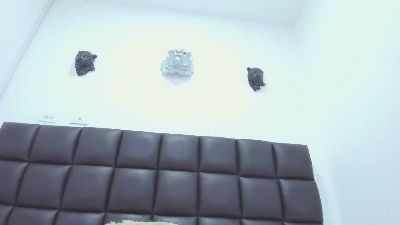 sabrina_med live cam on Cam4