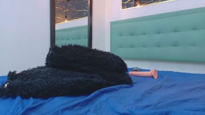 sabrina_med live cam on Cam4