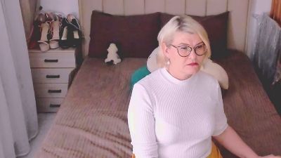 sabrinamac live cam on Cam4