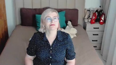 sabrinamac live cam on Cam4