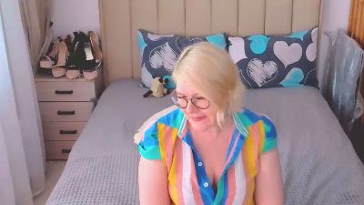 sabrinamac live cam on Cam4