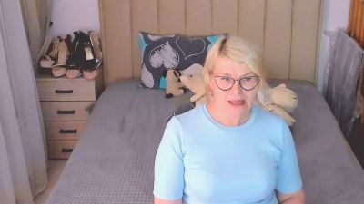 sabrinamac live cam on Cam4