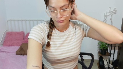 sabrinasparkles live cam on Cam4