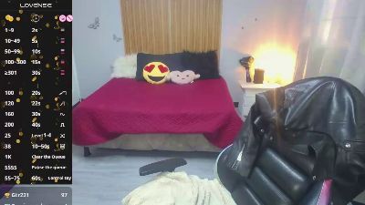 sailor_moon07 live cam on Cam4