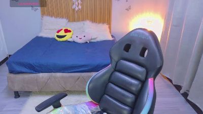 sailor_moon07 live cam on Cam4