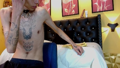 saintboyskinny live cam on Cam4
