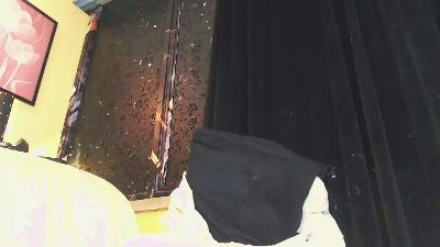 saintboyskinny live cam on Cam4