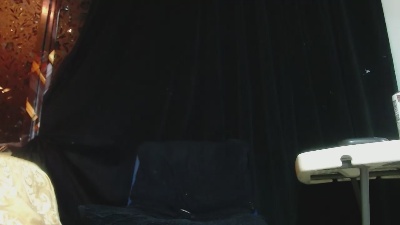 saintboyskinny live cam on Cam4