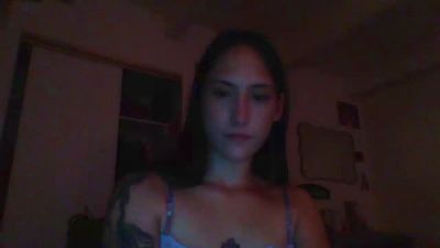 saladxDrssin live cam on Cam4