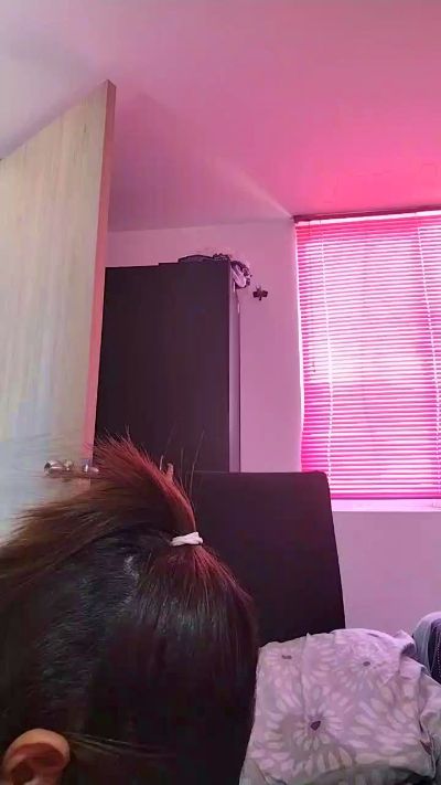 salmavera_hot live cam on Cam4