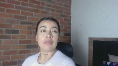 salome__palmer live cam on Cam4