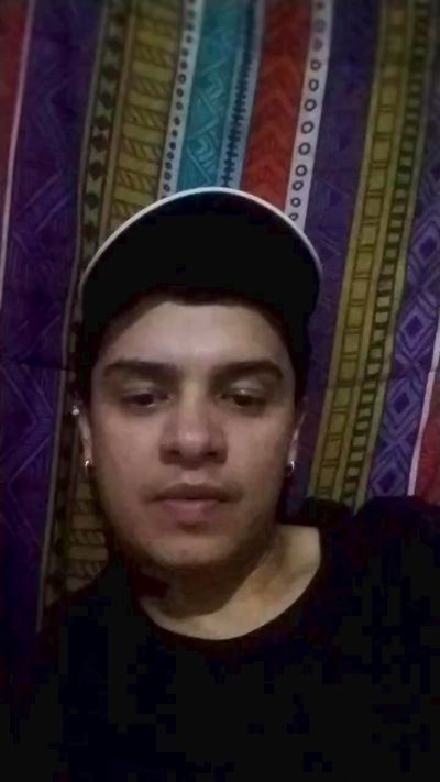 salvatore18 live cam on Cam4