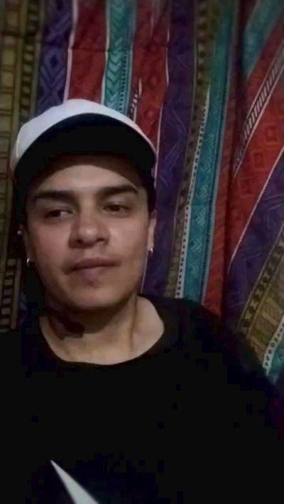 salvatore18 live cam on Cam4