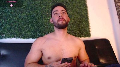 sam_ford live cam on Cam4