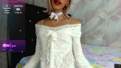 samara_novice18 live cam on Cam4