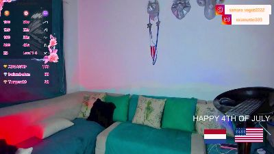 samara_veguz222 live cam on Cam4