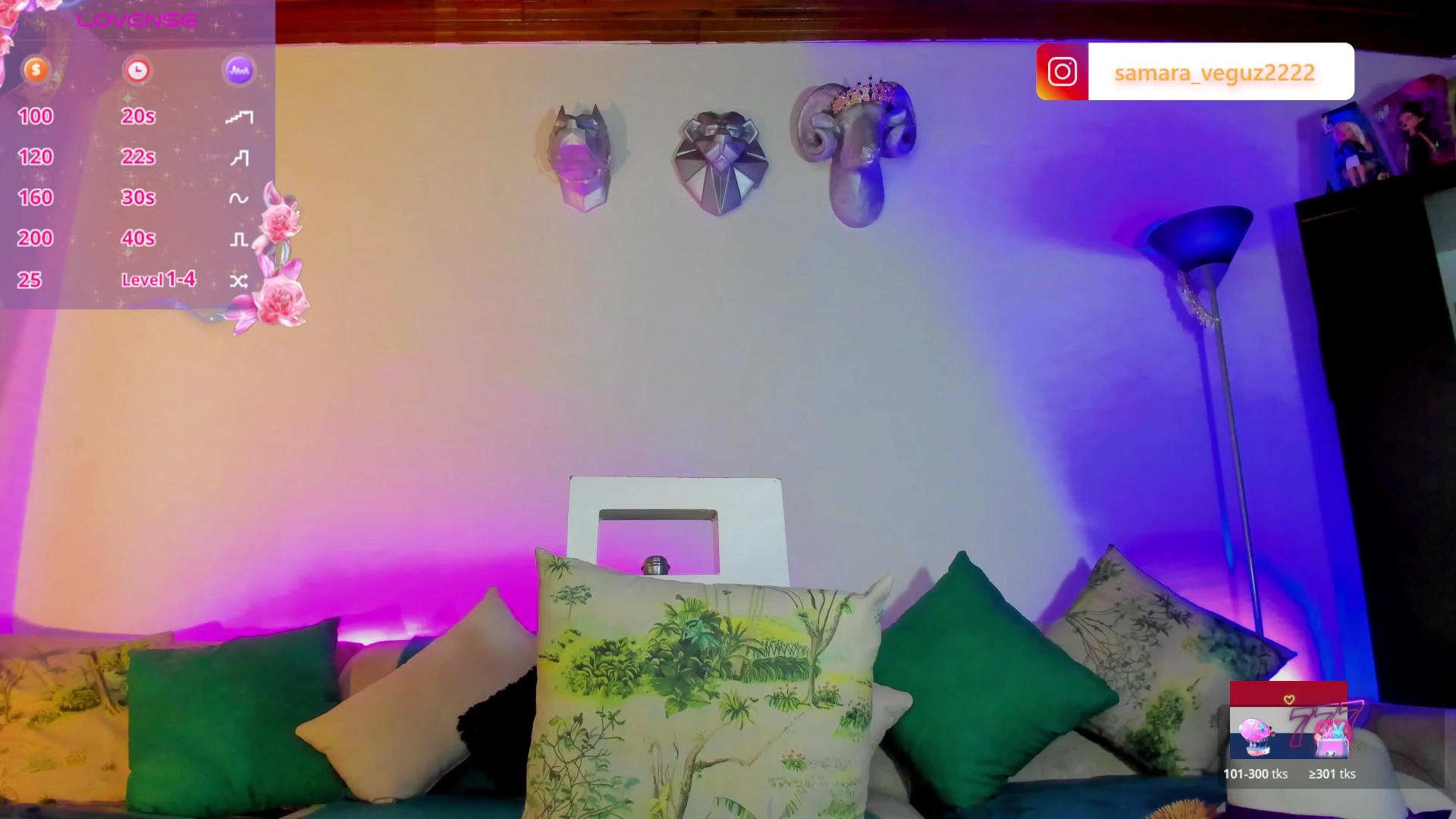 samara_veguz222 live cam on Cam4