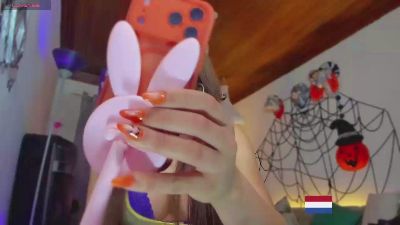 samara_veguz222 live cam on Cam4