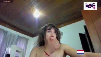 samara_veguz222 live cam on Cam4